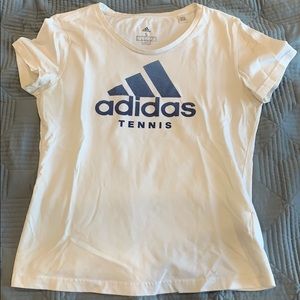 Adidas t shirt